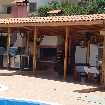 Guest house Complex Laguna-kantardzhiev