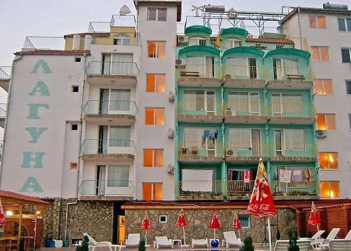 Konukevi Complex Laguna-kantardzhiev