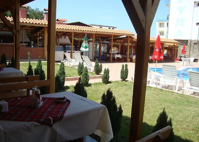 ゲストハウス Complex Laguna-kantardzhiev