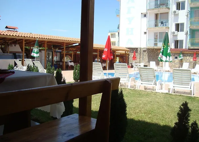 ゲストハウス Complex Laguna-kantardzhiev