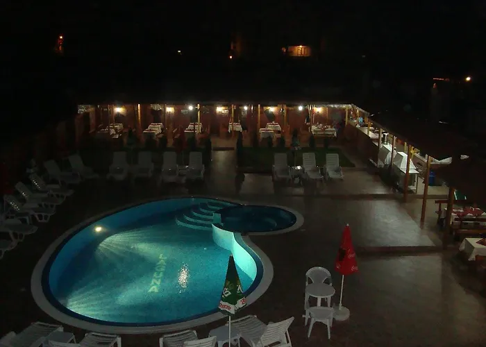 Konukevi Complex Laguna-kantardzhiev