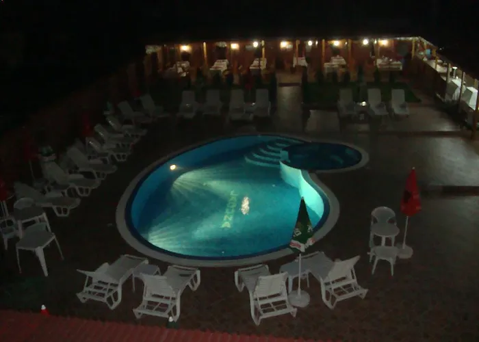 Konukevi Complex Laguna-kantardzhiev