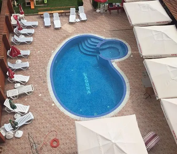 Konukevi Complex Laguna-kantardzhiev