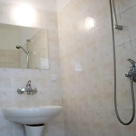 Vendégház Complex Laguna-kantardzhiev