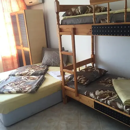 Vendégház Complex Laguna-kantardzhiev