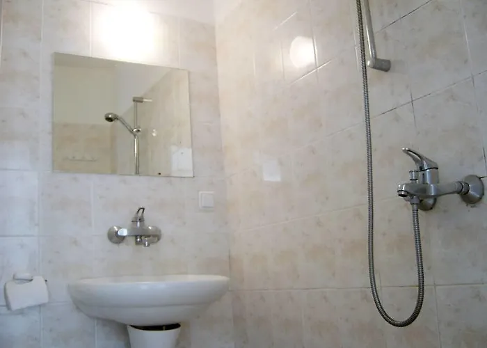 בית הארחה Complex Laguna-kantardzhiev